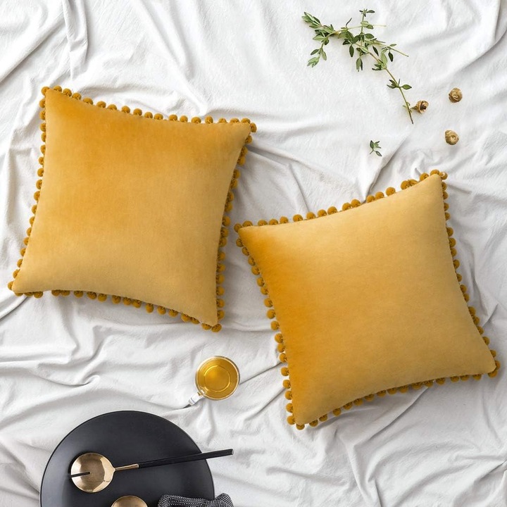 Set de 2 fete de perna decorative din catifea cu pompoane, fete de perna moi si solide cu pompoane, patrate pentru canapea, dormitor, masina, 45x45cm