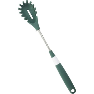 Polonice, linguri si clesti de bucatarie