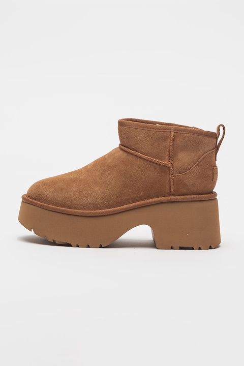 UGG, Ghete din piele intoarsa Classic Ultra, Maro camel