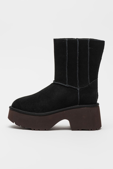 UGG, Велурени ботуши до прасеца Classic Twin, Черен