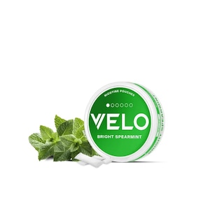 Pouch VELO cu nicotina - Bright SPEARMINT, 15 pliculete, 4 mg/pliculet cu nicotina, aroma menta verde si mentol