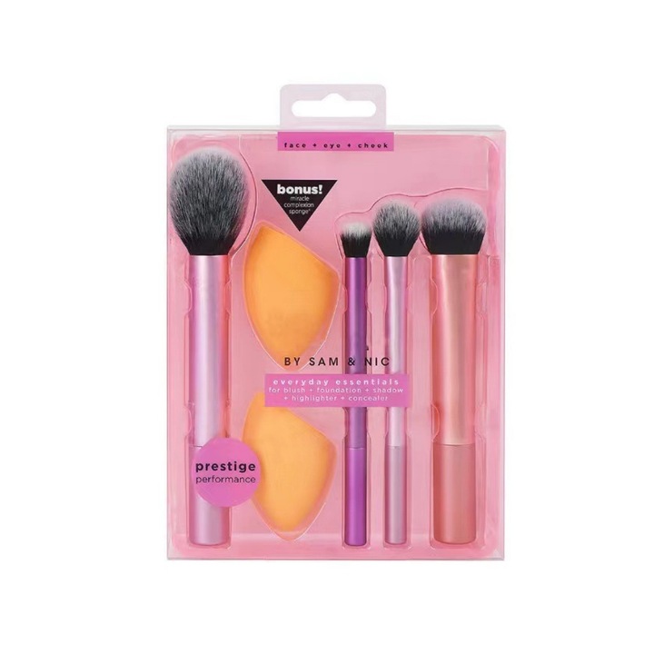 Set 6 aplicatoare si pensule de machiaj, 4 pensule si 2 bureti, Multicolor