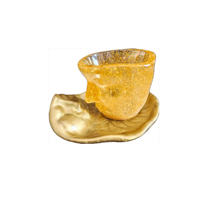 Ceasca pentru cafea/ espresso lucrata manual ArtFelea Model deosebit- fata -Auriu si transparent cu foita aurie 150ml