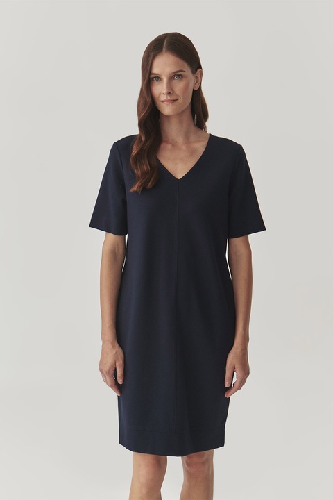 Tatuum, Rochie cu decolteu in V si buzunare laterale, Negru