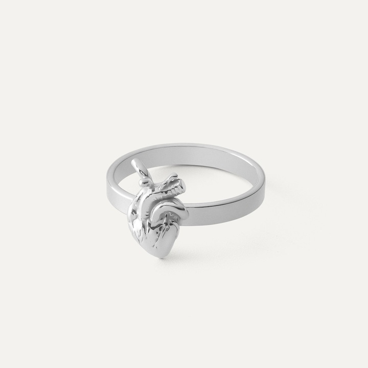 Пръстен във формата на сърце, изработен от сребро AG 925, платинено покритие, Сребрист
