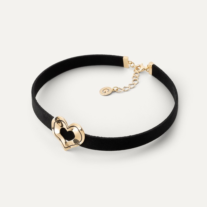 Colier choker inima cu rasina neagra, argint 925 placat cu aur