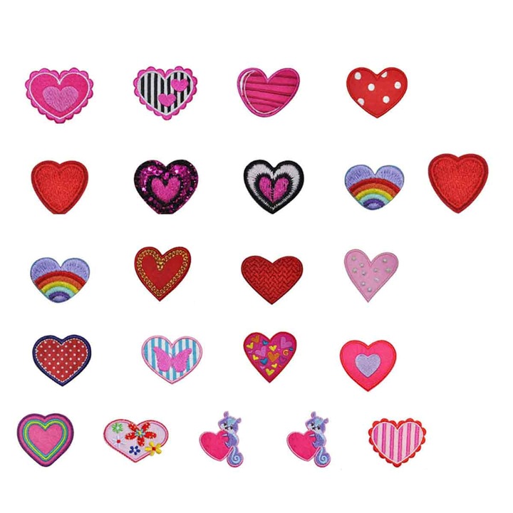 Set 22 petice termoadezive, poliester, in forma de inima, multicolor
