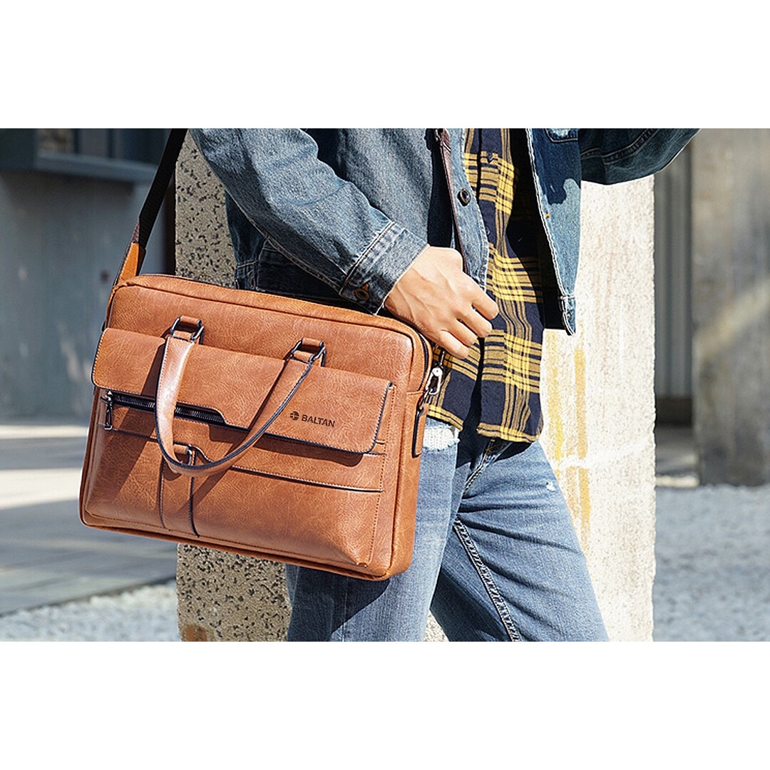 Geanta Business Eleganta cu Fermoar pentru Laptop din Piele Ecologica Maro, Compatibilitate Laptop pana la 15.6 Inch