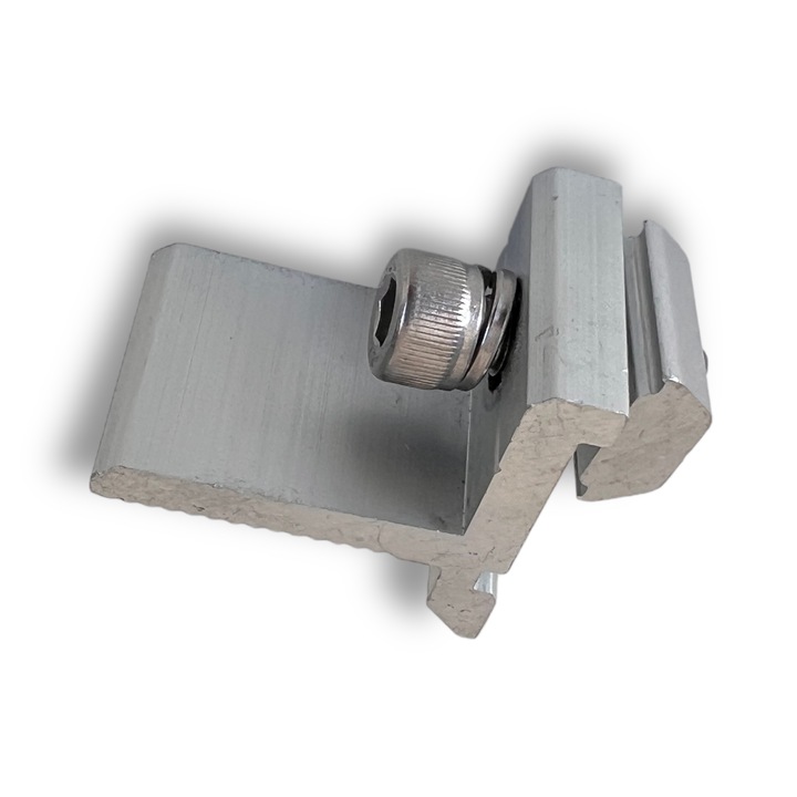 Clema montare sina pe triunghi