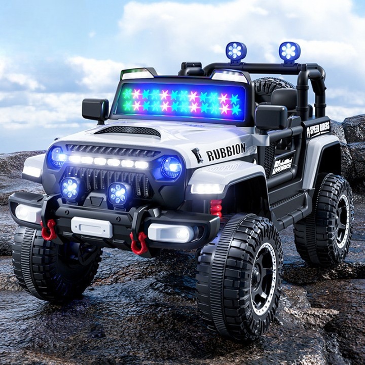 Masinuta Electrica Tip Off Road, Comando Kids, De Tip 4X4, Acumulatori Inclusi, Baterie 12V, Control de la Distanta, Sistem de Iluminare, Sistem Sonorizare, 3+ Ani, Alb