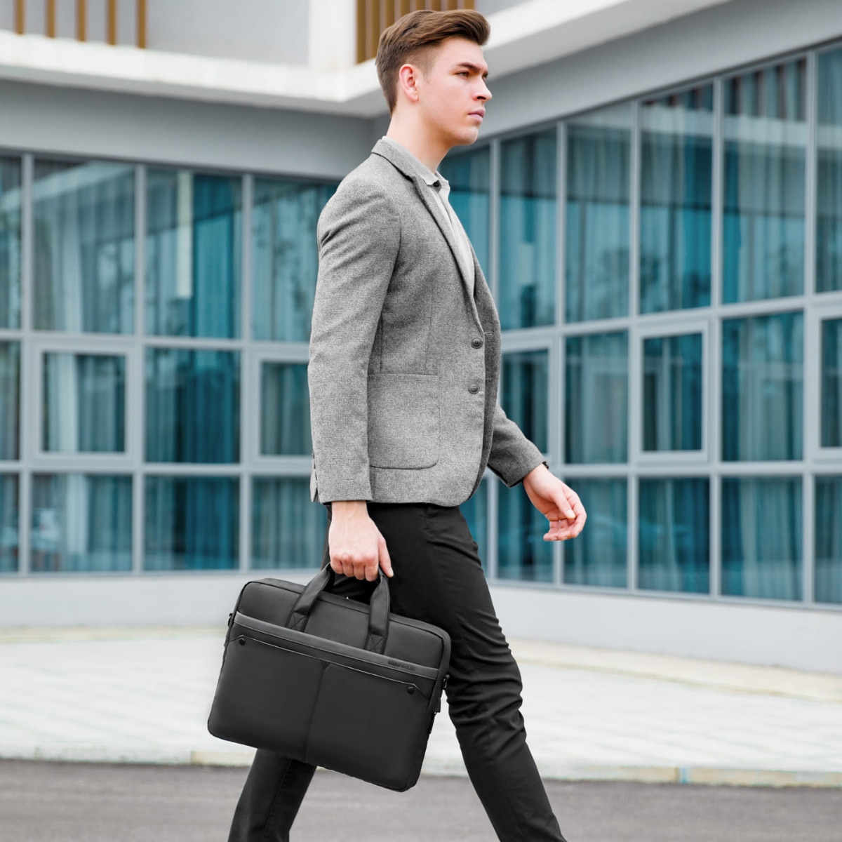 Geanta pentru Laptop si Tableta 15.6 inch, Design Elegant Casual-Business Mark Ryden, de umar, cu Compartimente Protejate, Impermeabila, Rezistenta la Uzura si Socuri, Ergonomica, 41.5 cm x 30.5 cm, Negru