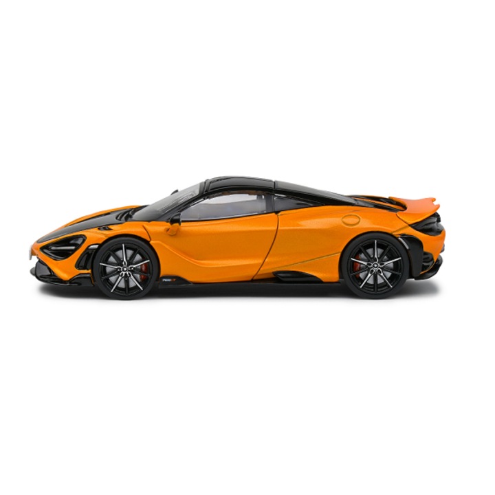 McLaren 765 LT narancssárga 2020 modell autó 1:43