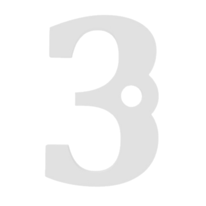 Breloc cifra, "3", pensiuni,61 X 40 mm alb ivory