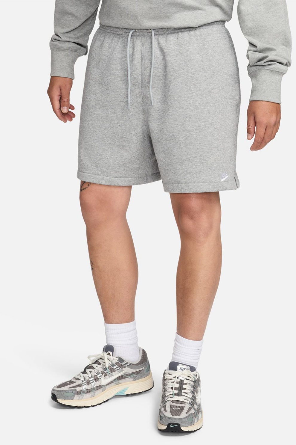 Nike, Pantaloni scurti cu snur si buzunare, Gri melange, L