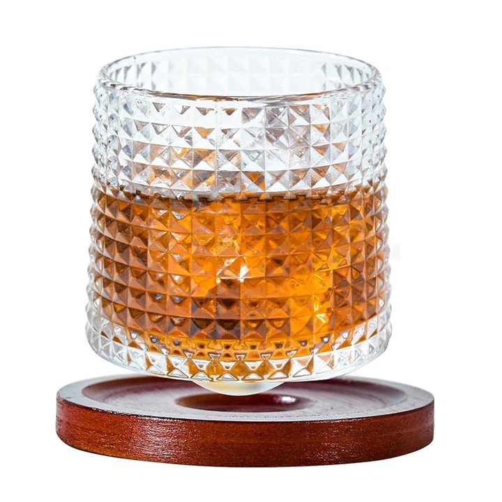 Въртяща се стъклена чаша, Zggzerg, диамантен модел, със стойки, 155 ml, въртене на 360°, здрава и издръжлива, лесна за хващане и почистване, подходяща за уиски, коктейли, червено вино, стъкло/дърво, 8 x 6,8 x 7,3 cm, прозрачна/ кафяво