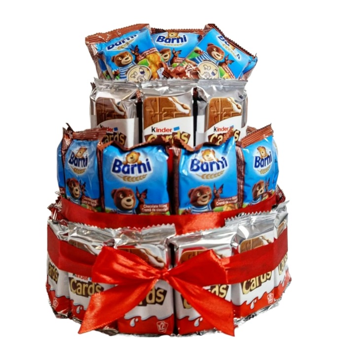 Tort din dulciuri pentru 20 de copii din biscuiti de ciocolata si crema in interior si prajiturici de ciocolata, 45 de produse