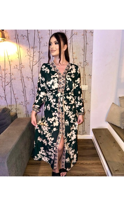 Дамска рокля, дълга, талия с шнур, разделена, тъмно зелено/бяло