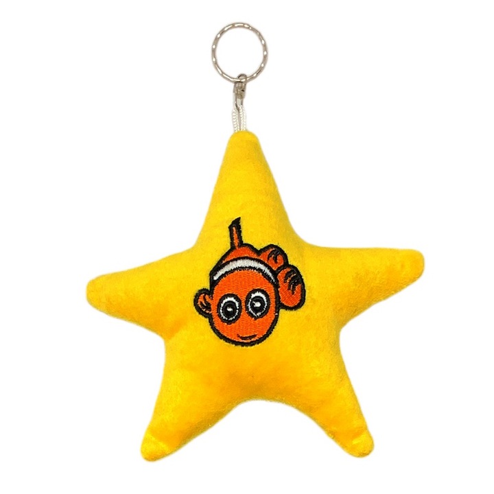 Плюшен ключодържател Chippo 5456-17-D 1-96, Звезда, Бродерия оранжева рибка, Писукащ звук при натискане, 17 х 17 см, Жълт