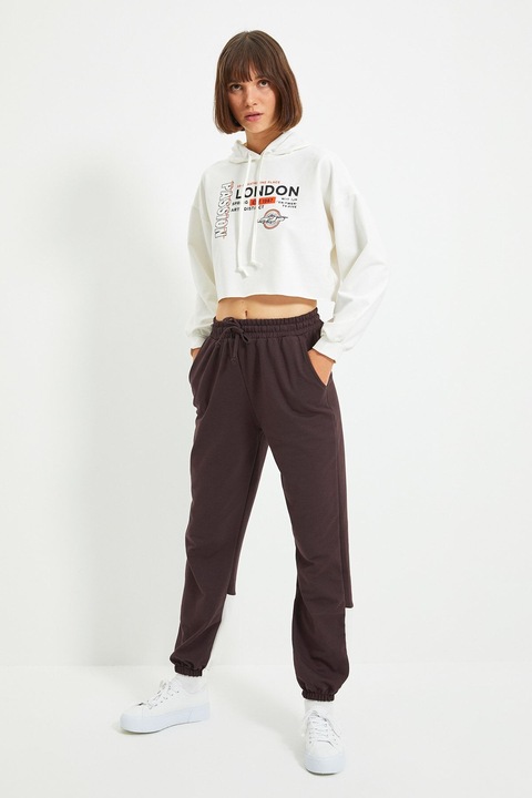 Trendyol, Hanorac crop cu snur de ajustare si pantaloni de trening, Maro, L