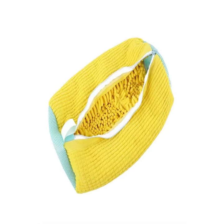 Sac galben pentru spalat adidasi, pantofi, anti-deformare si anti-transfer de culori cu peri pe interior pentru un rezultat mai bun al spalarii