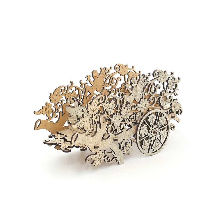 Cosulet pemtru bomboane, din lemn. 20x9x11 cm