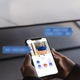 Sonerie vizuala inteligenta, monitorizare de la distanta cu telefonul mobil, detectare inteligenta a miscarii, capturarea vizitatorilor, interfon vocal variabil, 38 de melodii, HD, stocare in cloud cu ciclu de 72 de ore