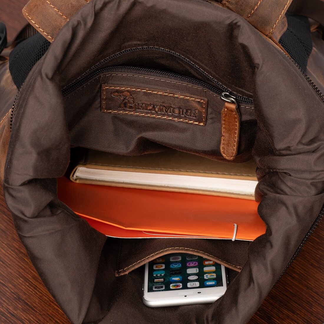 Rucsac laptop vintage Beltimore, piele nubuck, compartimentat, maro