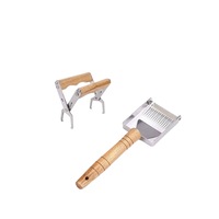 Kit pentru apicultura, Set cu 2 unelte - cleste pentru stup si racleta cu furculita, inox/ lemn