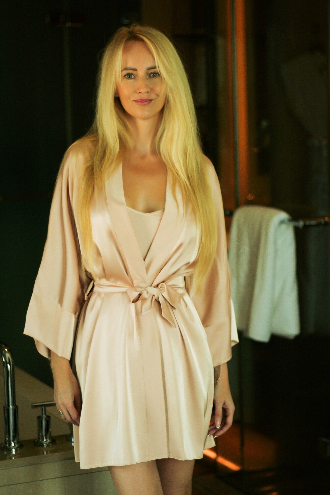 Halat dama din satin, Kalimo, PANAMA, Nude L – Halat lung din satin