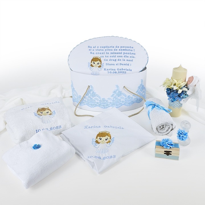 Set Botez "Fetita Ingeras", format din Trusou Complet si Lumanare, model Ingeras, 10 piese, pentru Fete, culoare Bleumarin, marca LoreBebe ®