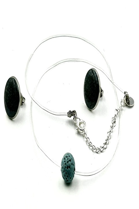 Colier la baza gatului pe fir transparent din silicon cu pandantiv si inchidere reglabila din Argint 925, Ma Bijoux, Handmade, Piatra semipretioasa: Lava Stone, Albastru deschis + CERCEI