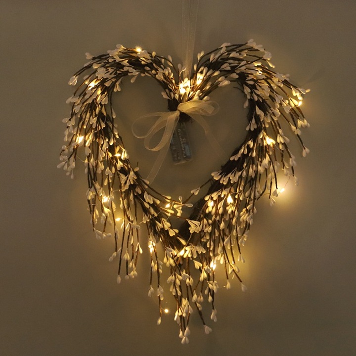 Valentin-napi koszorú, hosszú cipzár, szívmintás, fa, világítás, 35x40 cm