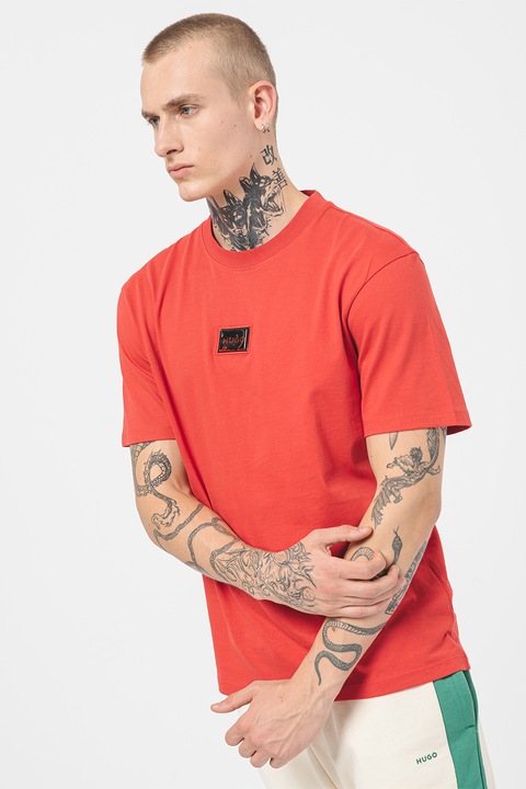 HUGO, Tricou cu decolteu la baza gatului si aplicatie logo Dugojelly, Rosu, S