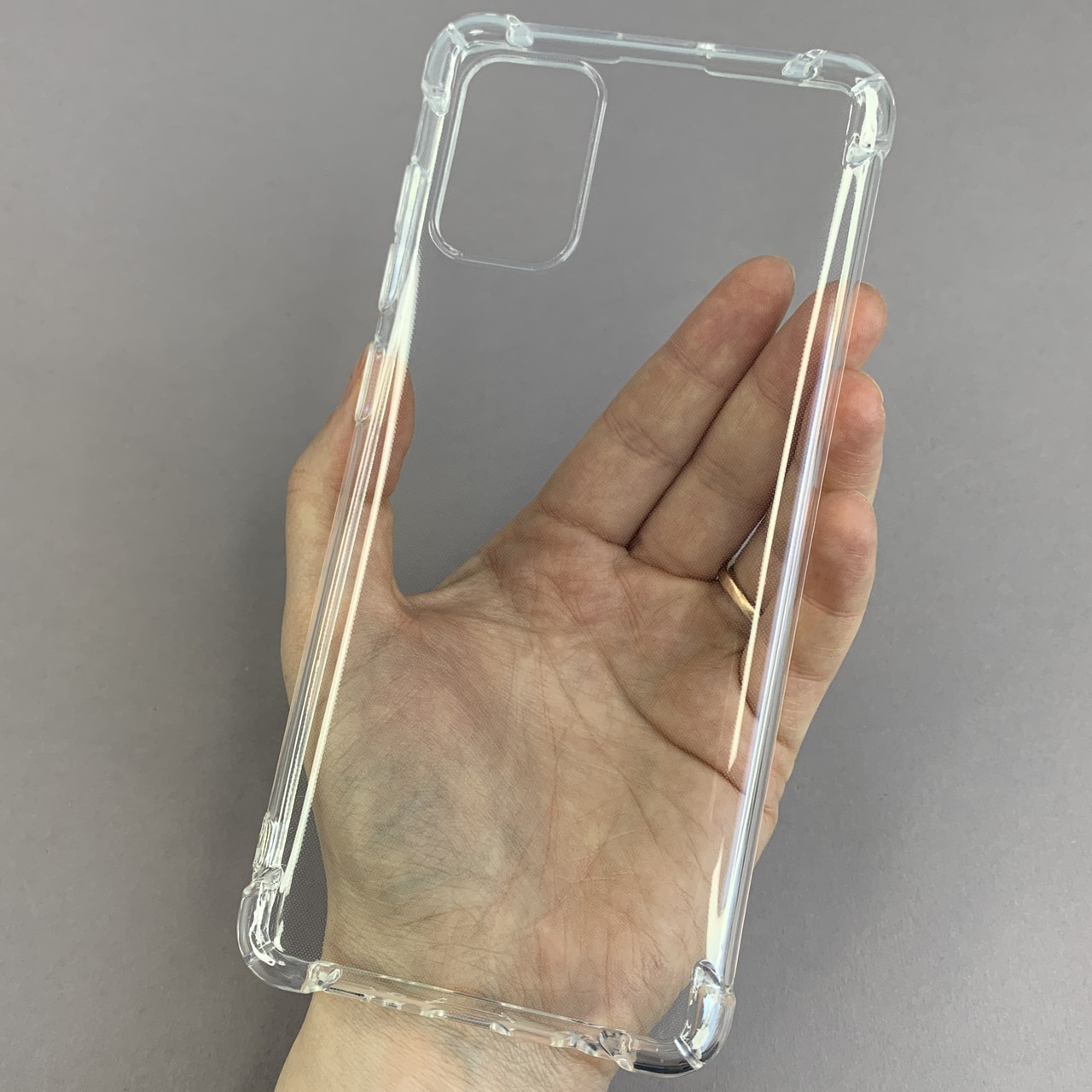 Husa protectie Mat-Tech compatibila cu Samsung Galaxy A71 4G, Colturi anti-soc, Decupaje Precise, Rezistenta la impact, Margini ridicate pentru protectia ecranului, Transparenta