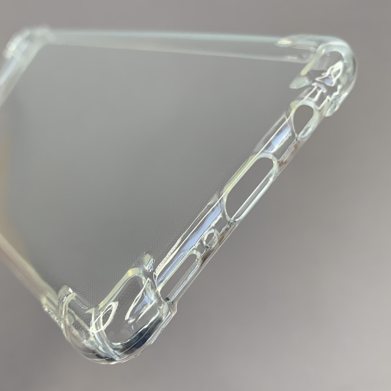 Husa protectie Mat-Tech compatibila cu Samsung Galaxy A71 4G, Colturi anti-soc, Decupaje Precise, Rezistenta la impact, Margini ridicate pentru protectia ecranului, Transparenta