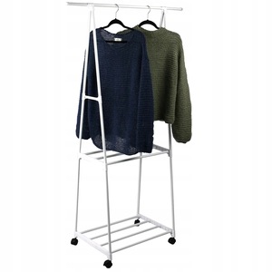 Umerase pentru haine si suporturi