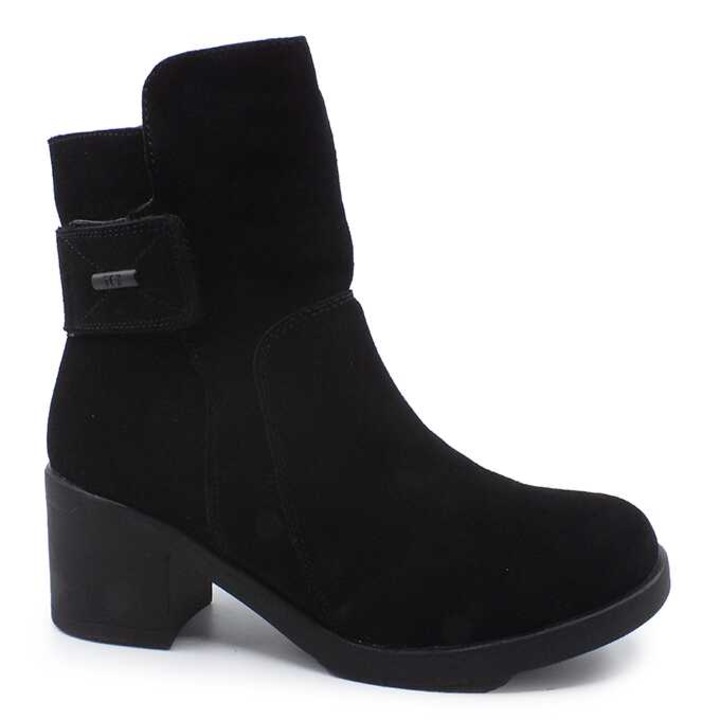 Maria Conti rövid szárú női csizma, velúr bőrből készült, tépőzáras záródás, vastag sarok L2