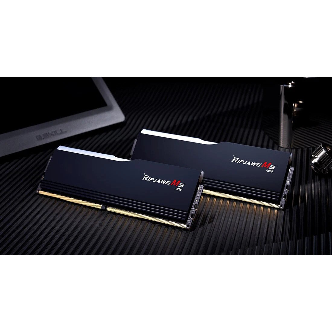 Kit dual memorie RAM G.Skill Ripjaws M5 RGB, Capacitate 32GB DDR5
