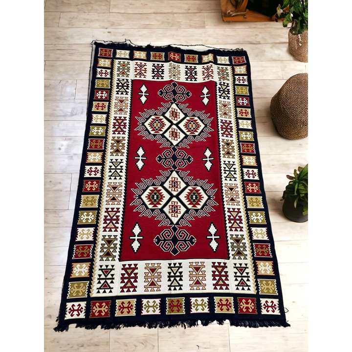 Covor traditional tesut, cu doua fete, dimensiunea 160x250cm, bej-rosu-bleumarin