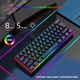 RGB механична клавиатура с 61 клавиша, RGB осветление с 8 режима и 5 нива на яркост, компактен и ергономичен дизайн за игри и работа, съвместим с Windows, macOS и Android, издръжливи инжектирани клавишни капачки, цвят розово/бяло