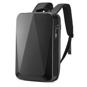 Чанти за лаптопи