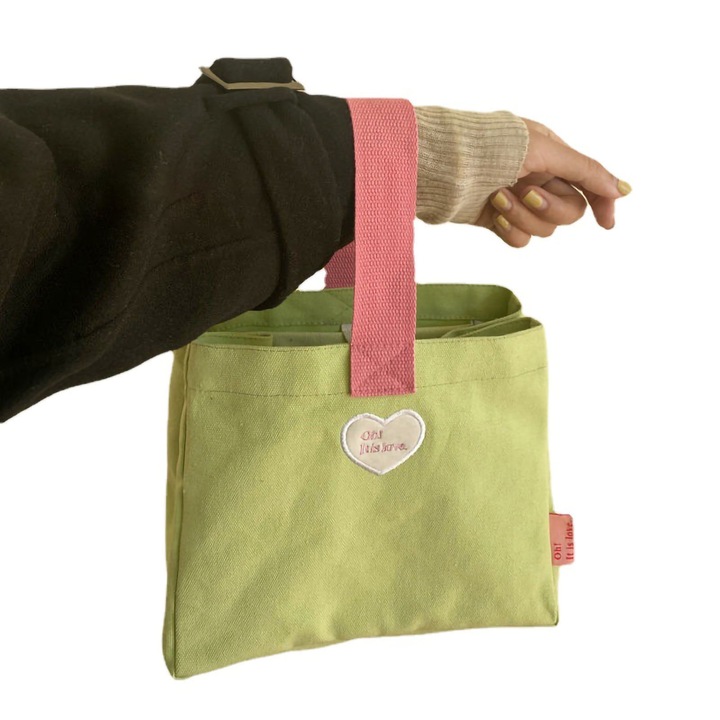 Bento táska szívbetűs hímzés mintával, belső zsebbel, gombos tárolóval, vászon anyagból, hordozható ebédtáska, zöld