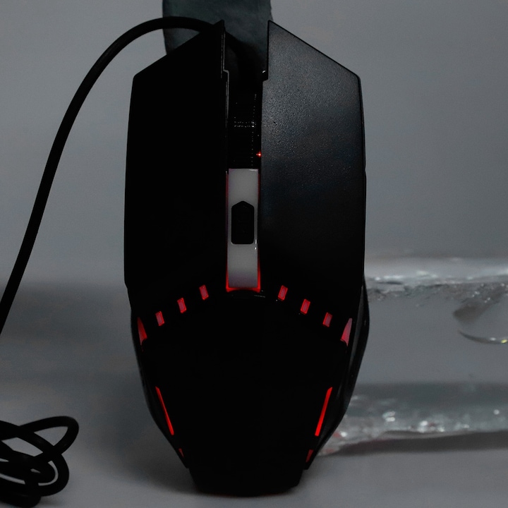 Gamer egér, longziming, fehér, 4 gomb, 1600 dpi felbontás, vezetékes