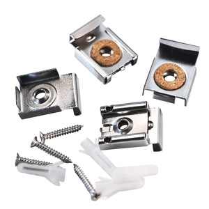 Feronerie si accesorii mobila