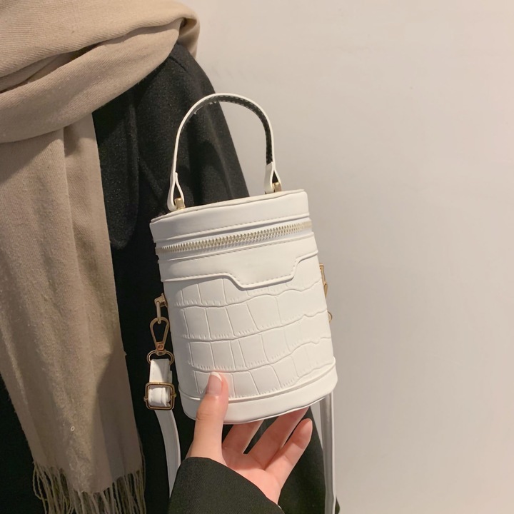 Elegáns hengeres női táska, Jormftte, PU bőr, nagy űrtartalom, fehér, állítható pánt