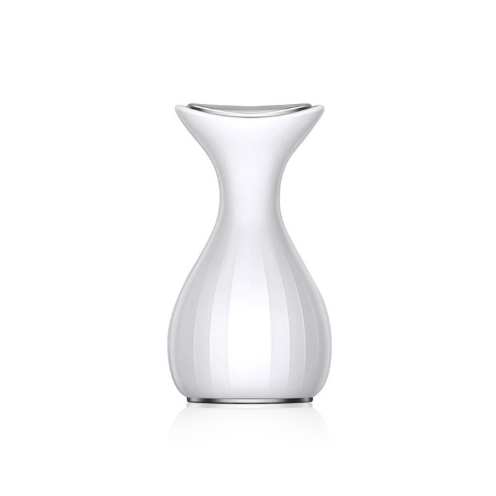 Dispozitiv Facial Ice Hammer, alb, 9 cm inaltime, 5 cm latime, simplu de folosit, necesita doar congelare inainte de utilizare