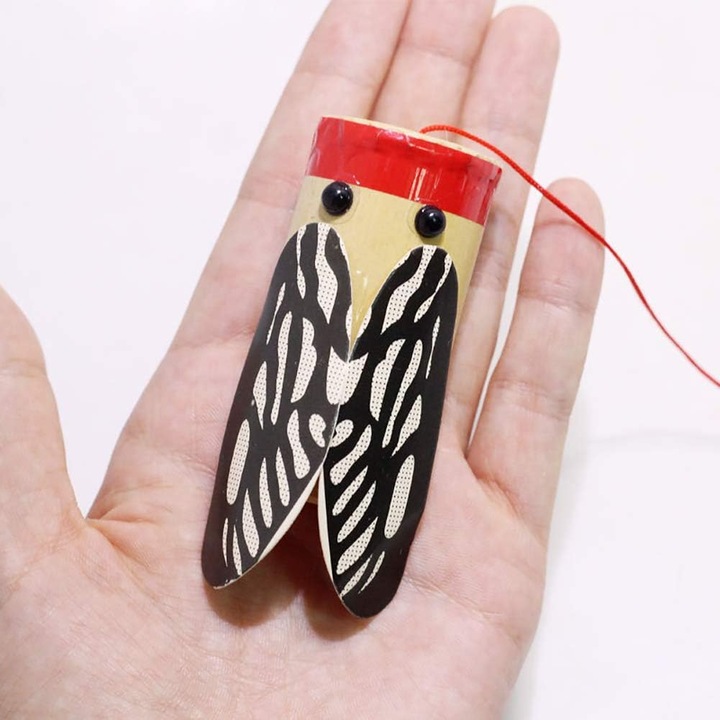 Jucarie educativa DIY, model cicada, usoara, durabila, lemn