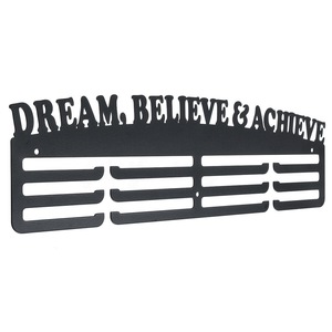 Cupe, trofee si medalii