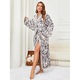 Halat de baie JENOUS®, Catifea de lana, Gros si Pufos, tine de cald, maneci lungi, Curea inclusa, buzunar, Lungime 115 cm, M, Alb/Gri