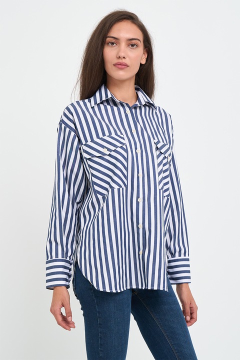 Timeout, Csíkos ing mellzsebekkel